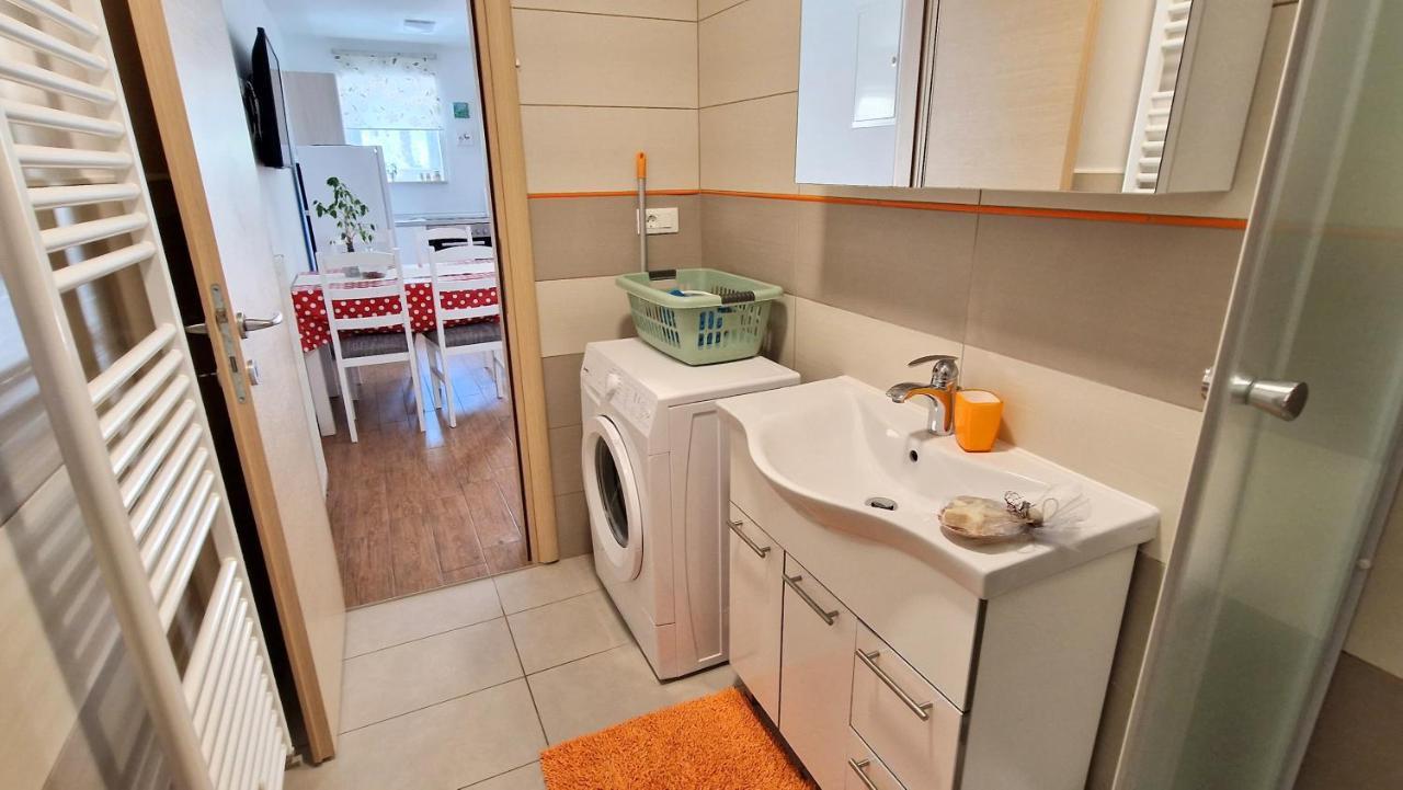 Apartment Pipo Krk Town Exterior photo