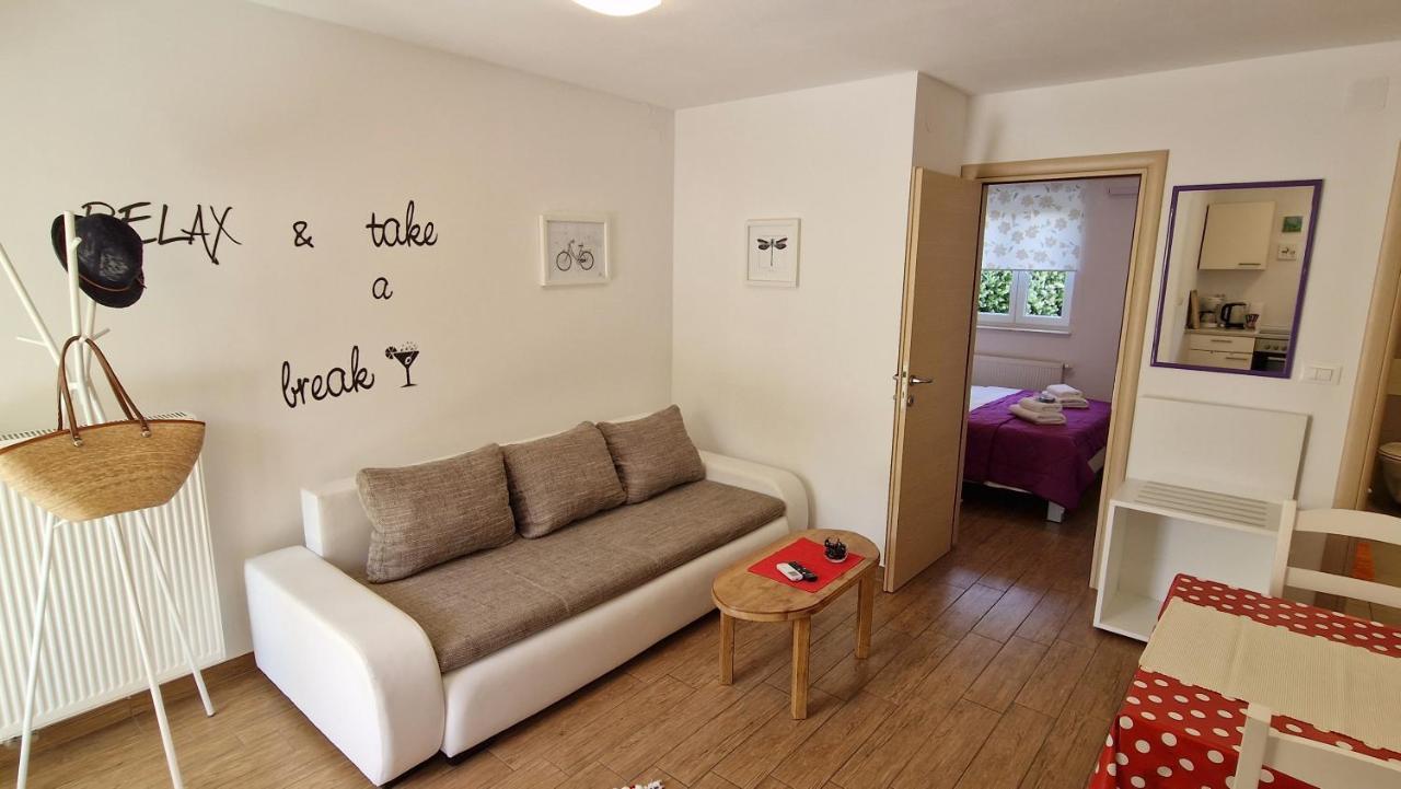 Apartment Pipo Krk Town Exterior photo